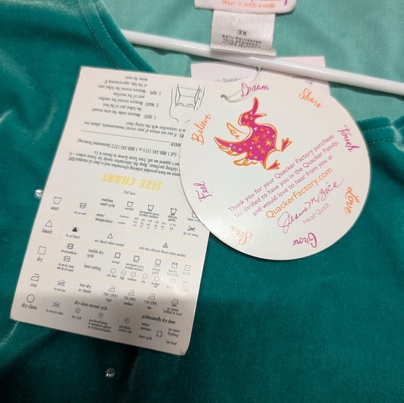 Quacker Factory (3X) Kelly Green Teal Short Sleeve Top Rhinestones NWT - Picture 7 of 9